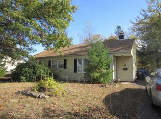 58 Greenhurst Ln, East Hartford, CT 06118