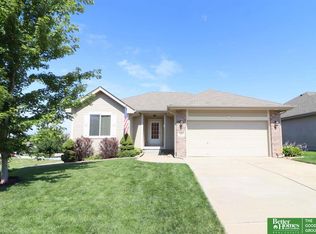 4604 Brook St, Papillion, NE 68133
