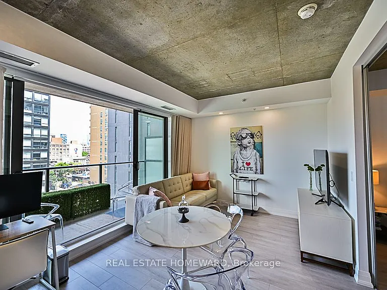 32 Camden St #706 — Photo 8