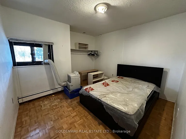 4709 Jane St #132 — Photo 9