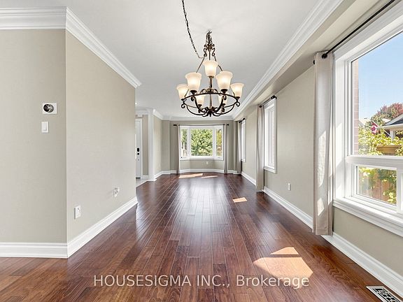5th image of 32 Willoughby Way