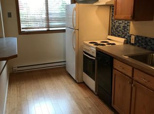 2124 NW 31st Ave APT 4, Portland, OR 97210