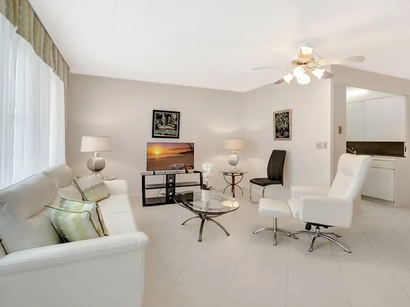2043 Cambridge C, Deerfield Beach, FL 33442