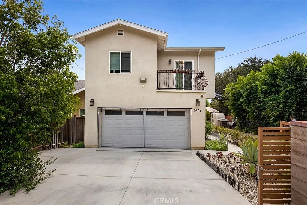 3 bed, 2074 sqft, $5,800 — Photo 3