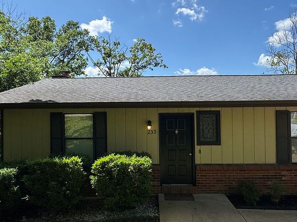 233 Normandie Dr