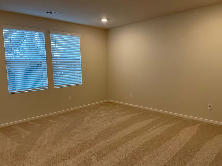 4941 NE 24th Ave — Photo 24