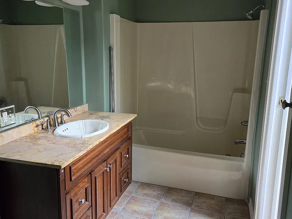 Main bathroom