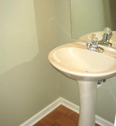4th image of 241 Lucille Dr