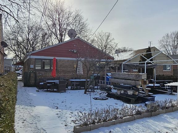 5th image of 3530 W 80th Pl