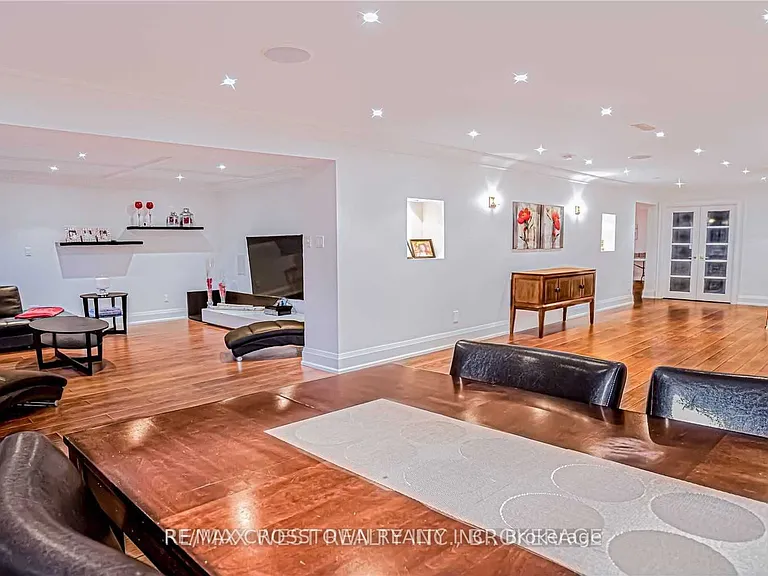 147 Ellis Ave — Photo 14