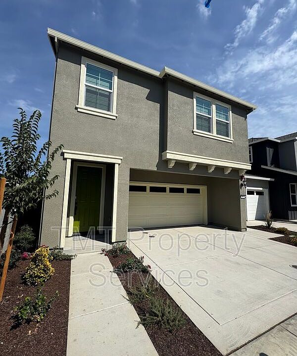 1st image of 867 Lake Park Ave
