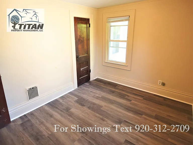 170 E Cotton St #2 — Photo 3