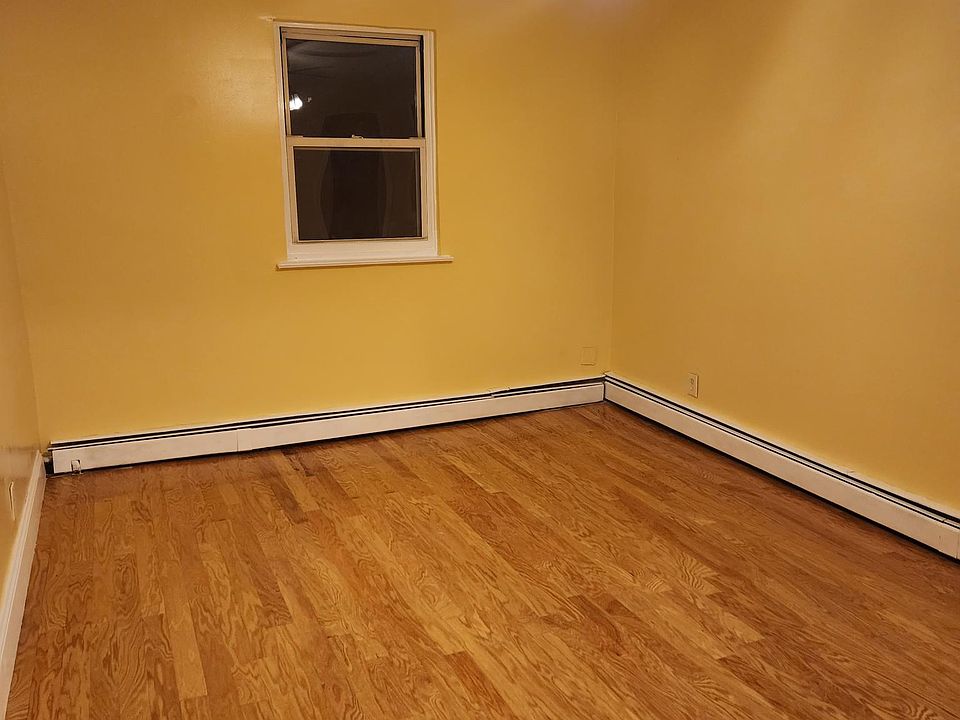 1st image of 1134 Adee Ave #1