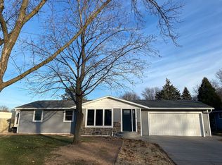 901 Ruffed Grouse St, Green Bay, WI 54311