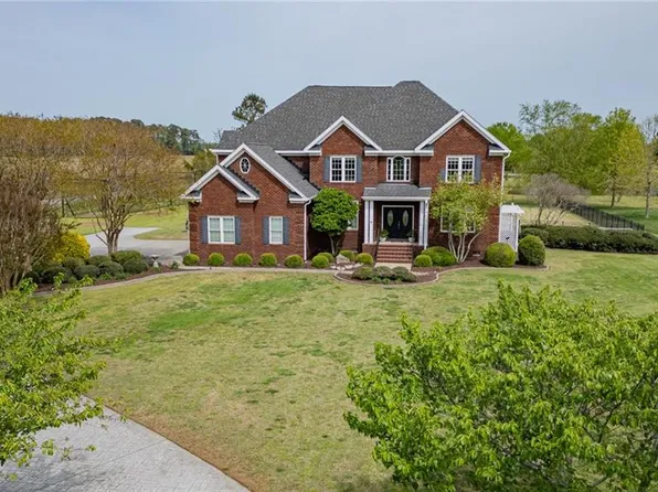 640 Planters Ct, Virginia Beach, VA 23457