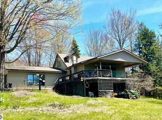 9690 Lake St, Ellsworth, MI 49729