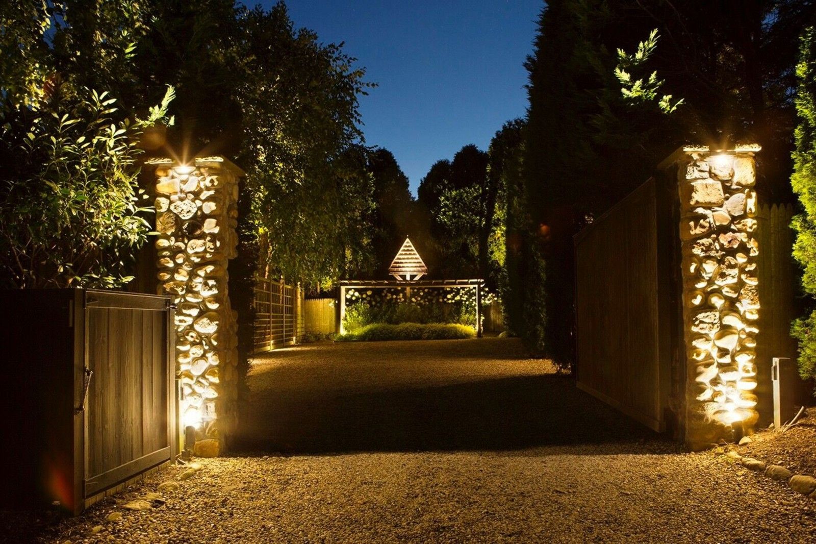  Dramatic Entry Gate
