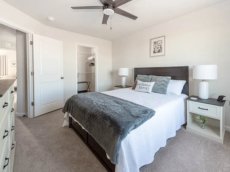 525 Seeback Dr — Photo 19