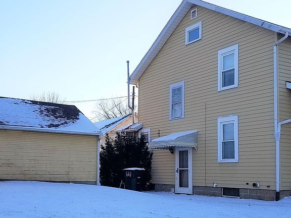 2nd image of 668 E 6th Ave