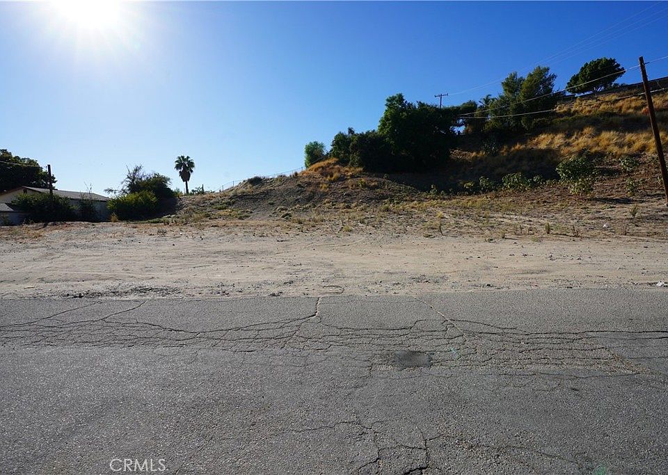 1st image of 0 Edgerton Dr #17