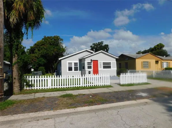 1009 17th St S, Saint Petersburg, FL 33712