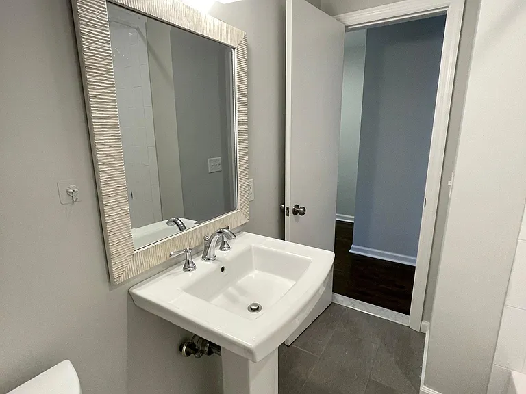 9 Lucy St #A — Photo 16