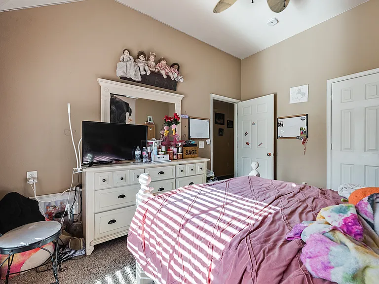 7578 Seawood Dr — Photo 20