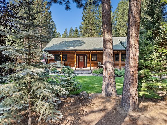 3rd image of 59979 Navajo Rd