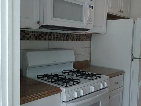 4th image of 5750 80th St N Unit A201