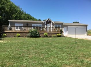 330 Roberson Beach Rd, Rogersville, AL 35652