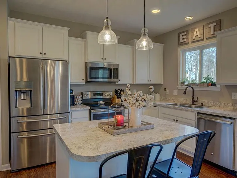 11916 Trottingham Cir — Photo 11