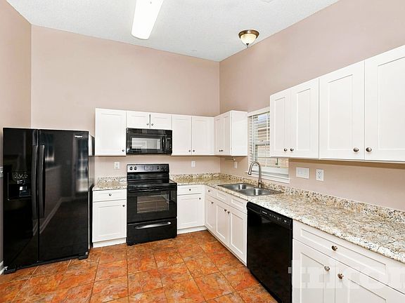 5th image of 891 Anchor Way NE