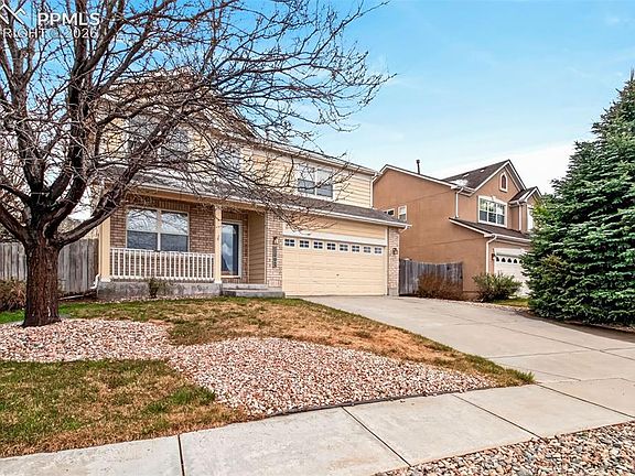 3rd image of 2392 Pinyon Jay Dr