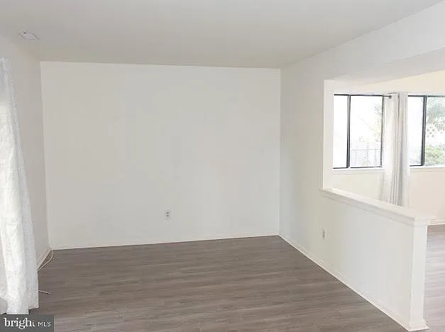 5 Christopher Rd — Photo 12