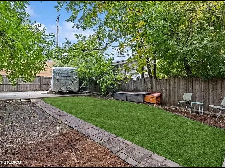 732 N Troy St #GARDEN — Photo 6