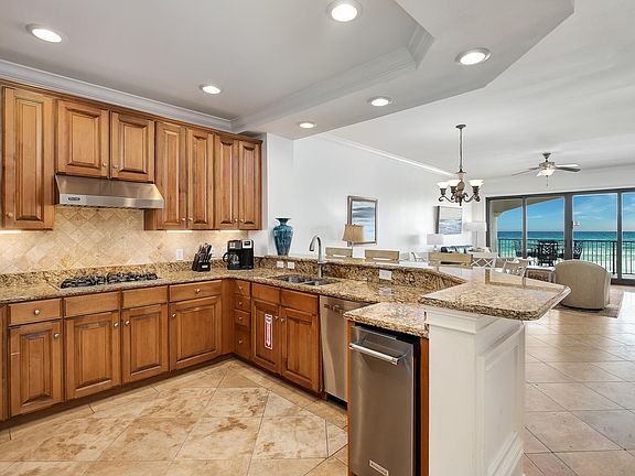 3rd image of 3016 Scenic Highway 98 Unit 303