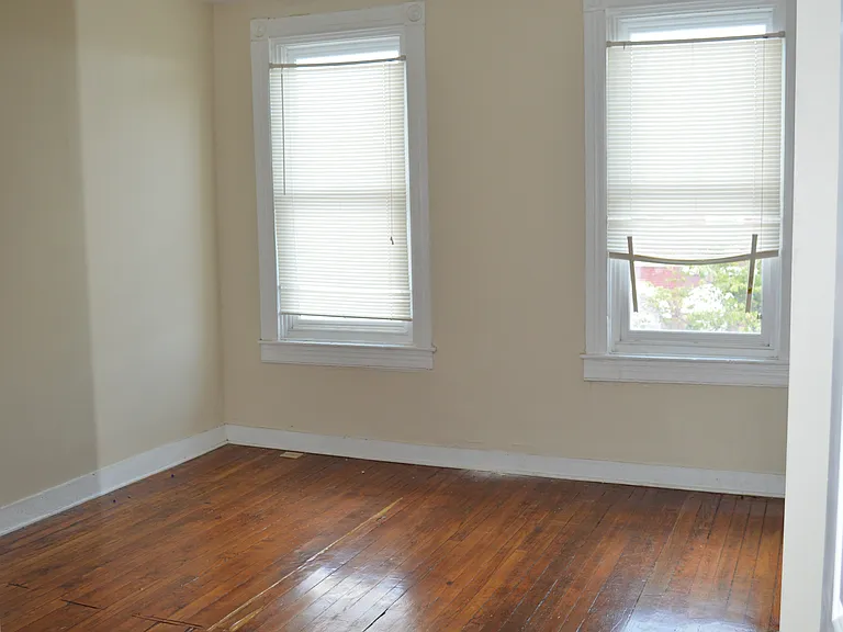 1838 Rutland Ave — Photo 7