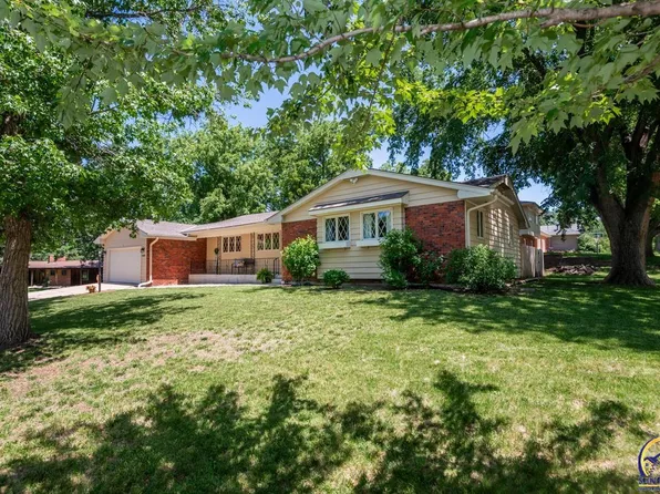2790 SW Jewell Ave, Topeka, KS 66611