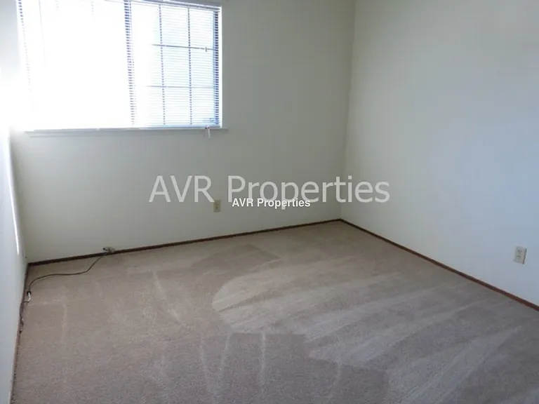 3702 Kamp Dr — Photo 11