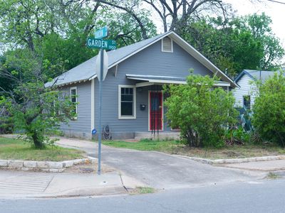 1900 Garden St, Austin, TX, 78702