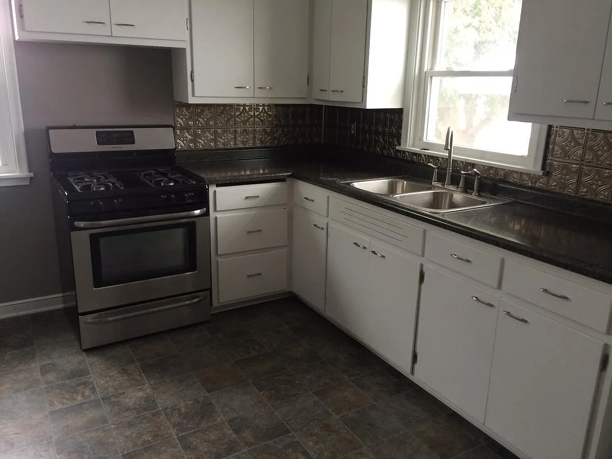 2095 Conway Street — Photo 3