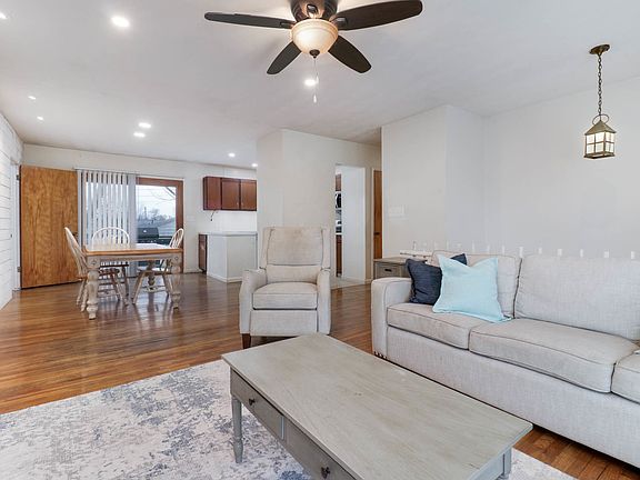 5th image of 1217 Searle Dr