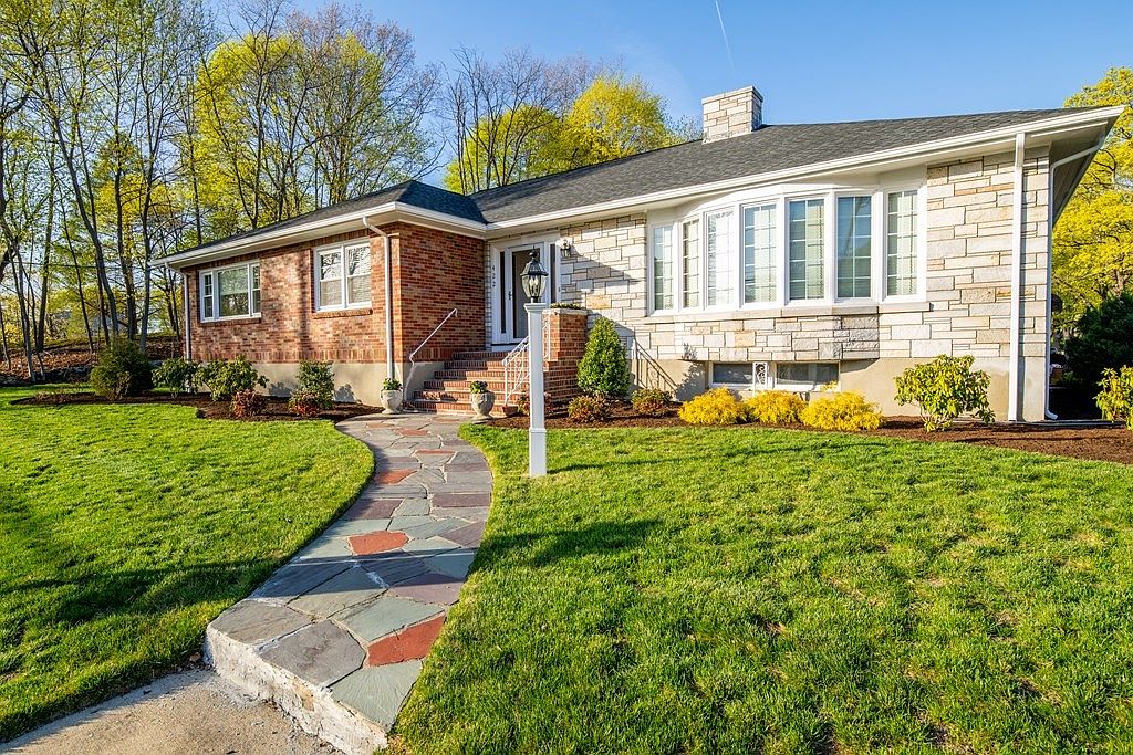 422 Summer Ave, Reading, MA 01867 Zillow