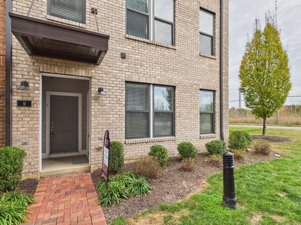 6 Flatwater Row UNIT B