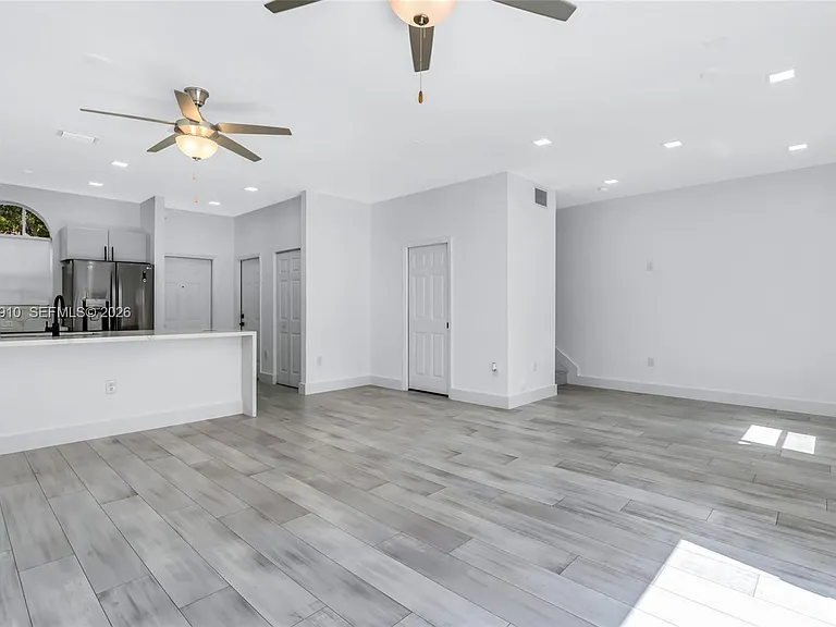 4977 SW 135th Way — Photo 9