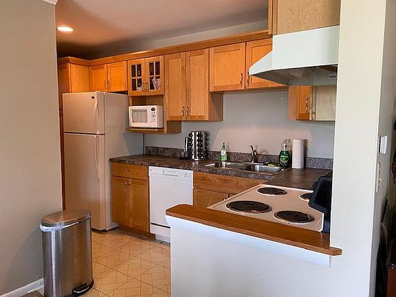 5th image of 603 W Park Ave APT 201