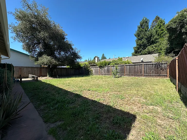 19635 Forest Ave — Photo 15