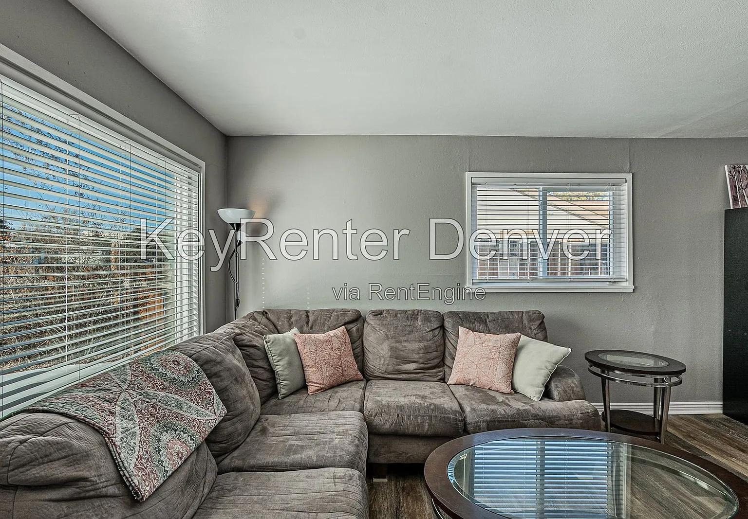3 bed, 1.5 bath, 1074 sqft, $2,250 — Photo 4