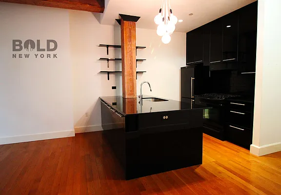 Rented by Bold New York | media 28