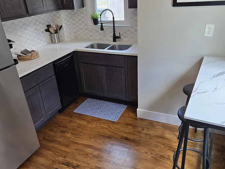2550 Westwood St — Photo 3
